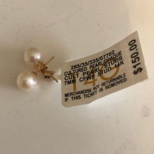 Cultured Pearl Earrings with Gold Setting NWT